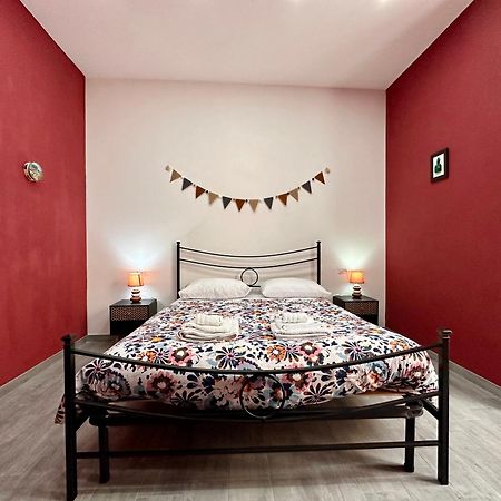 B&B I Tre Santi เนเปิลส์ ภายนอก รูปภาพ